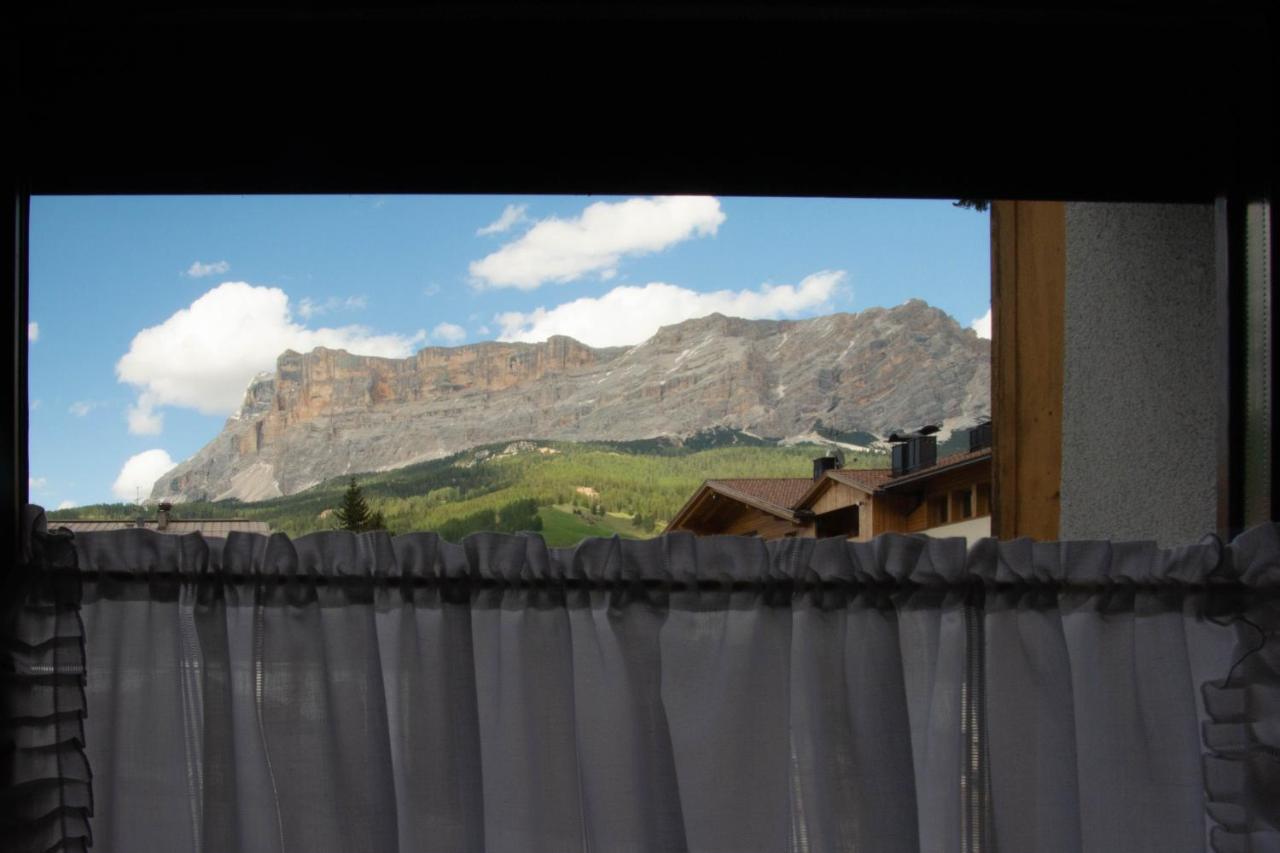 Apartments Ciasa Colz La Villa  Exterior photo